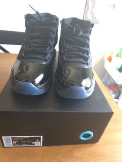 Jordan 11 gamma size 8.5 DS 200