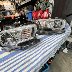 FS: 2022 Tacoma OEM Headlights-$180