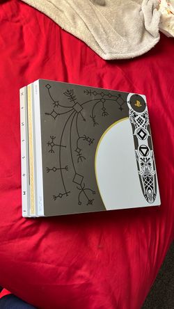 PlayStation 4 PRO GOW Limited Edition