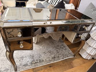 Lovely Mirrored Desk