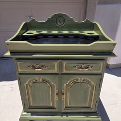 Thomasville  Vintage wood rolling beverage cart & cabinet