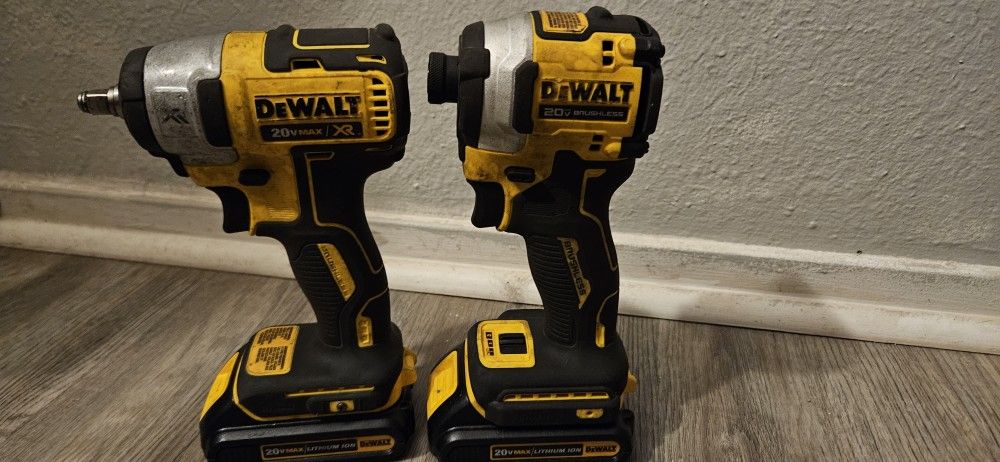 Dewalt 1/4 Impact And 3/8 Impqct