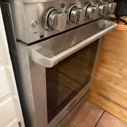 $1,200 – 24” Cosmo Commercial-Style Gas Range w/ Convection Oven – Stainless Steel