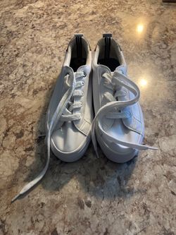 Nautica White Sneakers: Size 8