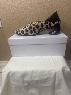 Fashionable shoes