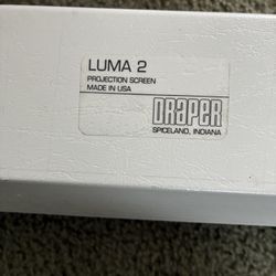 8 foot projection screen