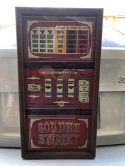 Golden Nugget slot machine top glass