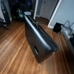 Massage Table 