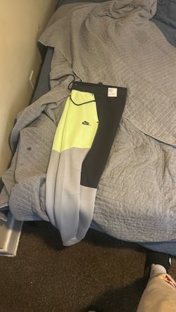 Nike tech pants