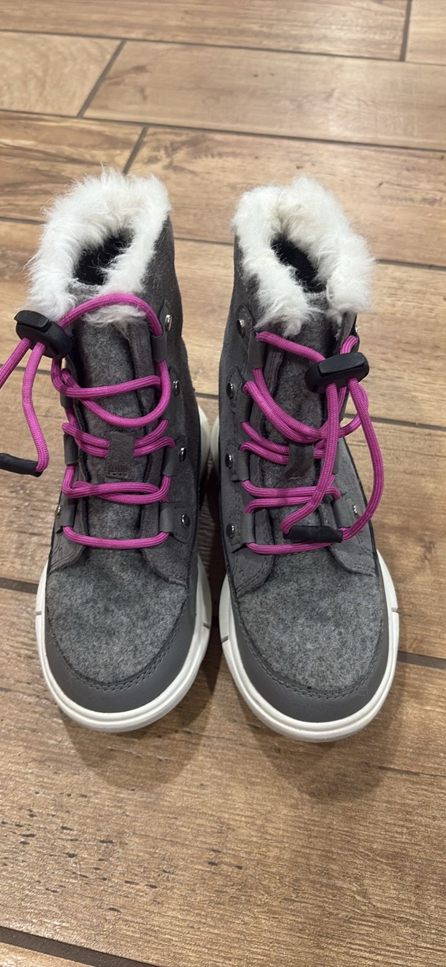 Sorel Children Snow Boots Size 11 Euc