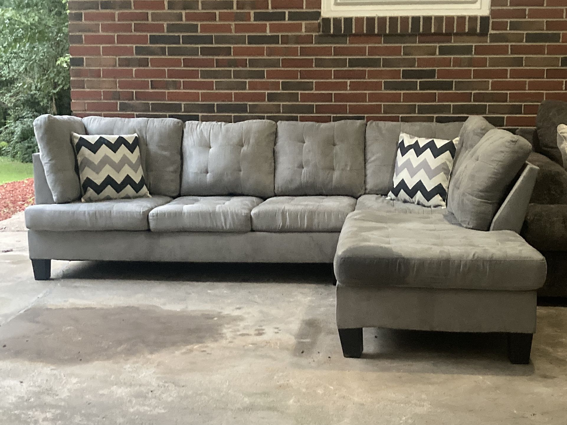 HAVERTYS PLUSH GRAY 2PC SECTIONAL SET $299 OBO…ALL OFFERS WELCOME!!