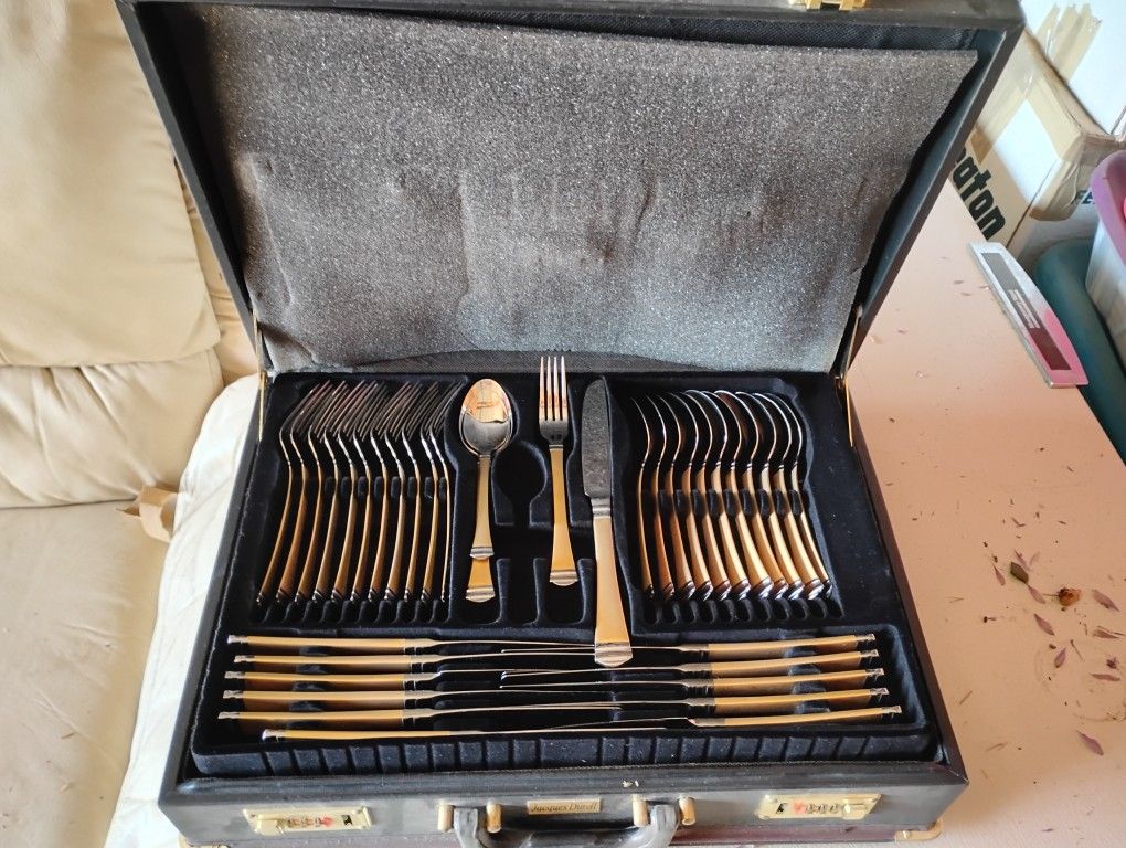 1980 Vintage 72 Pc Set Of Culinary With Briefcase Box Brand New