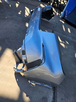 Honda pilot front bumper oem