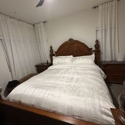 King Bed,dresser,2side Table 
