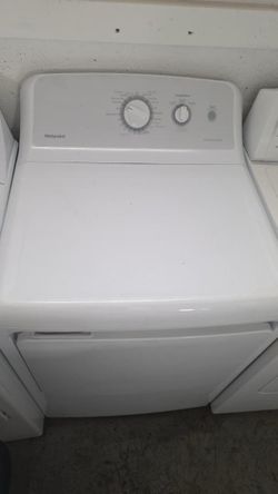 Hotpoint White Electric Dryer