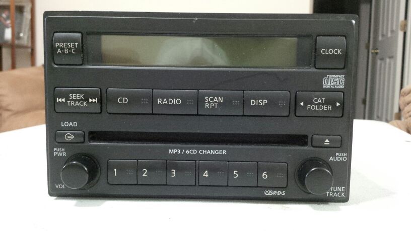 Nissan Frontier 6 CD Changer/MP3