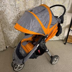 Stroller 