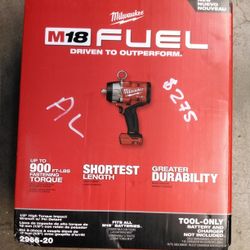 Milwaukee
M18 FUEL 18V Lithium-Ion Brushless Cordless High Torque 1/2 in. Impact Wrench w/ Pin Detent (Tool-Only) 