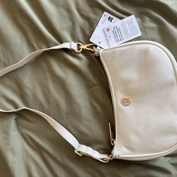 Lululemon City Essentials Mini Shoulder Bag Light