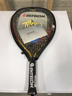 Ektelon Raquetball racket