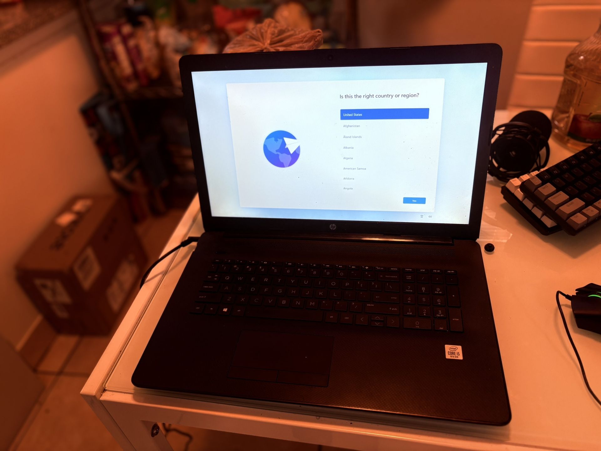 HP LAPTOP