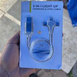 3-in-1 light -up  charging and sync cable