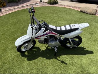 2024 Honda CRF50F - Barely Used - Title in Hand