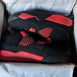 NEW Jordan 4 Retro (PS) 12.5 YOUTH
