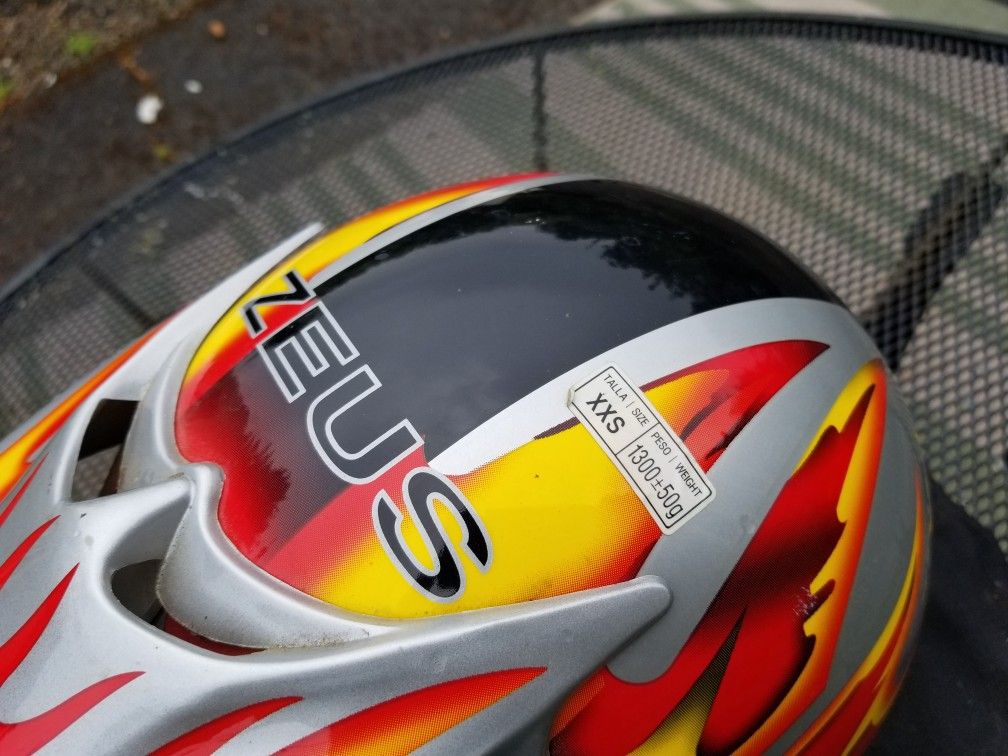 Xxs Kids MX Helmet. Almost New. Atv ZEUSS