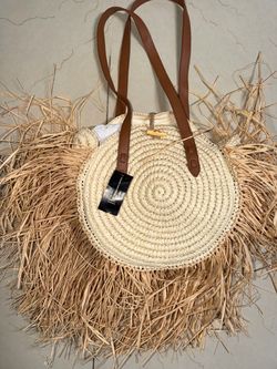 Round Straw Tote Bag with Fringe