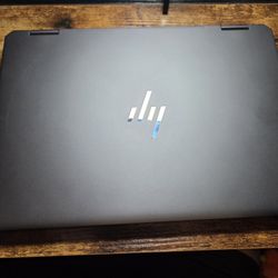 Brilliant Laptop, Beautiful Screen!