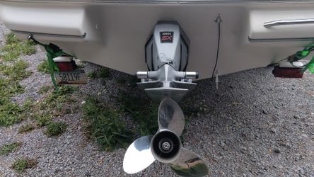2000 Monterey Montura 20' long, beam 8' 1"