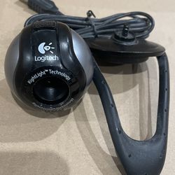 Logitech Webcam V-UBK45 RightLight RightSound Technology Camera Web Cam FSTSHP