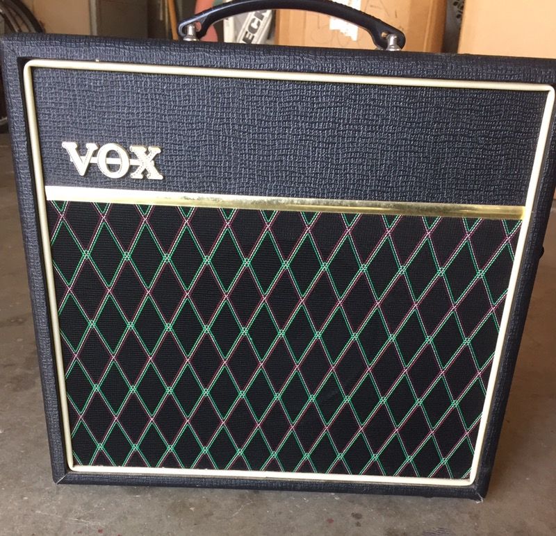 Vox V9158 54watts Guitar Amp