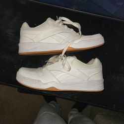 Size 7 Reebok