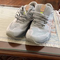 ASICS Gel-Kayano 26 Women’s 8.5 Peach/Grey 