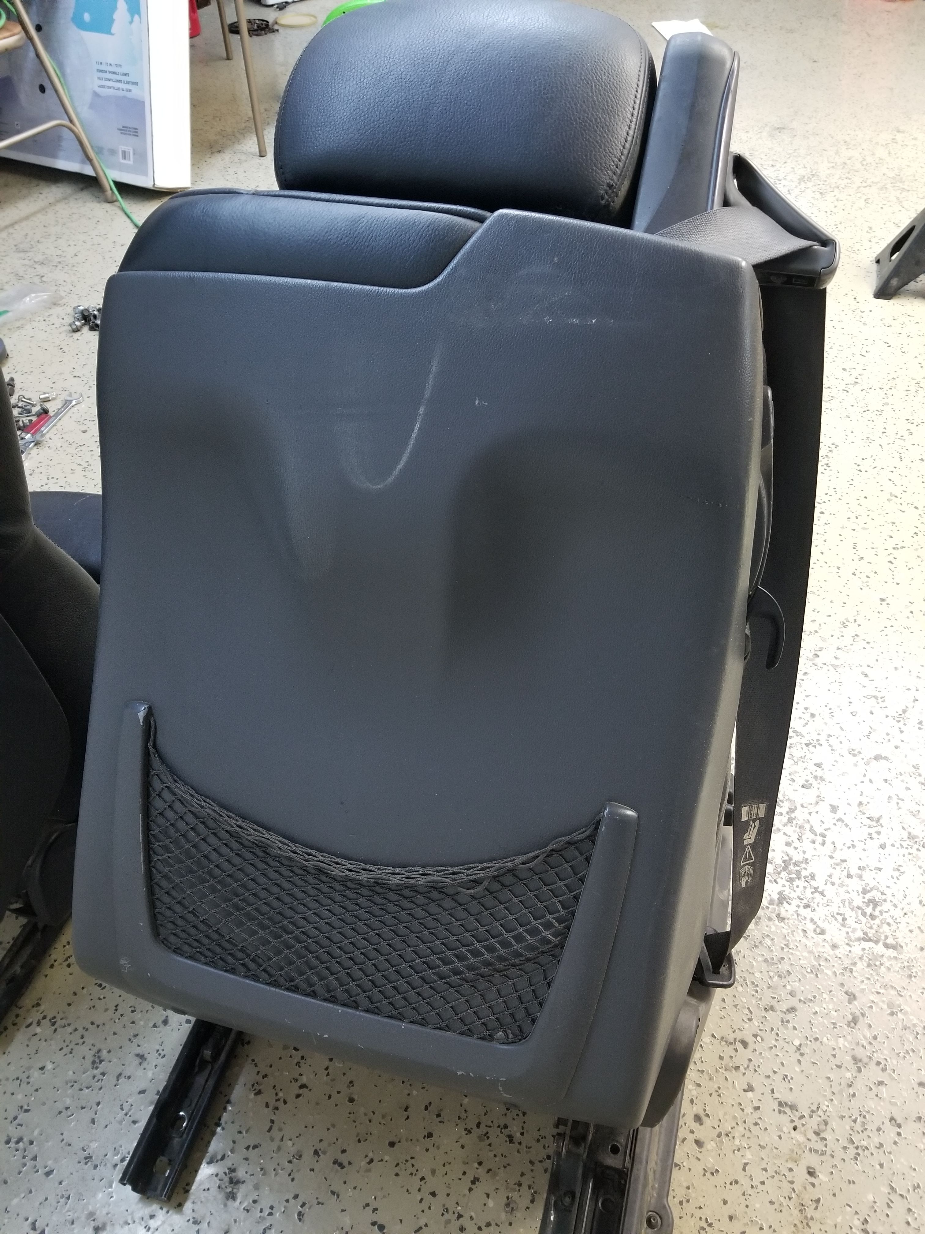 2004 BMW 645ci black leather seats