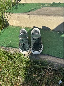 Vans size 3