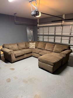 Large Brown Fabric Sectional Sofa