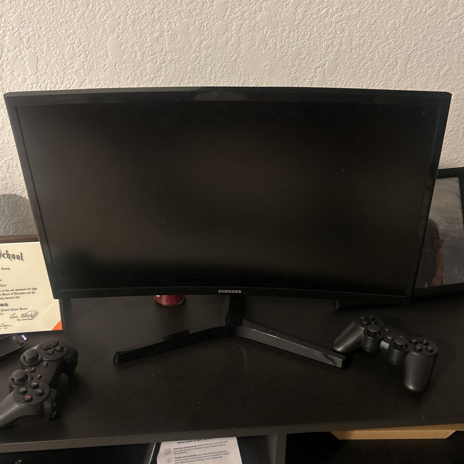24 Inch Monitor