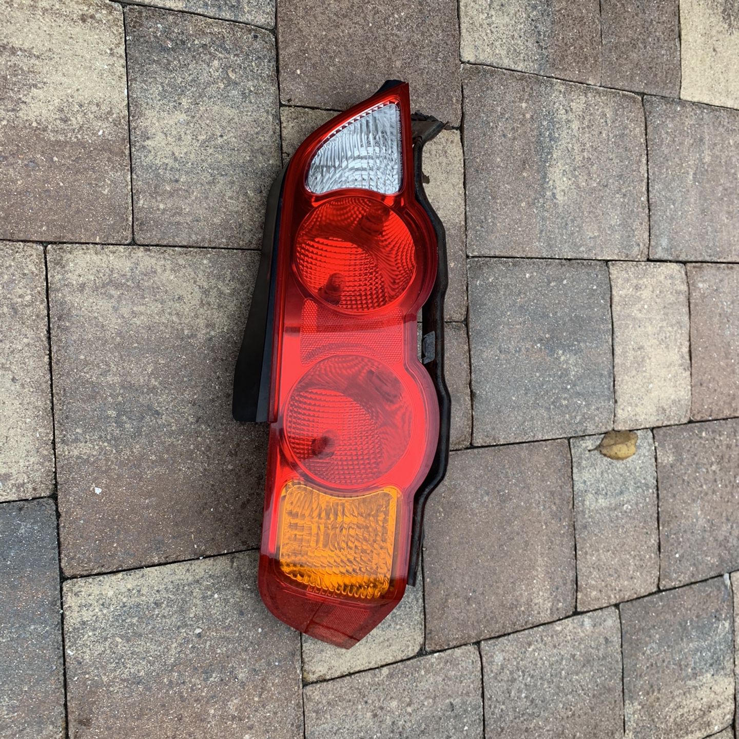 2003 Acura RSX Tail Light