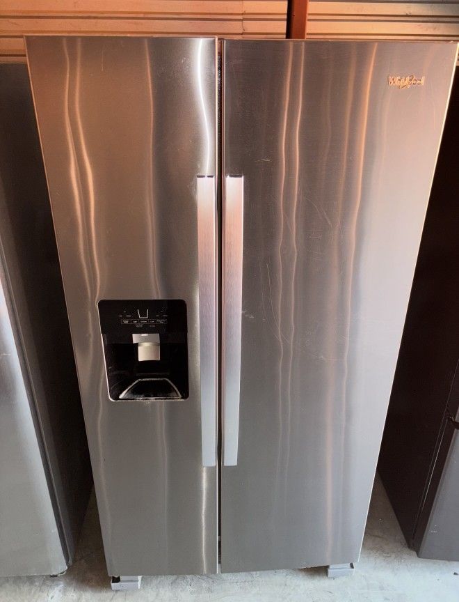 Whirlpool Stainless Steel Refrigerator And Freezer