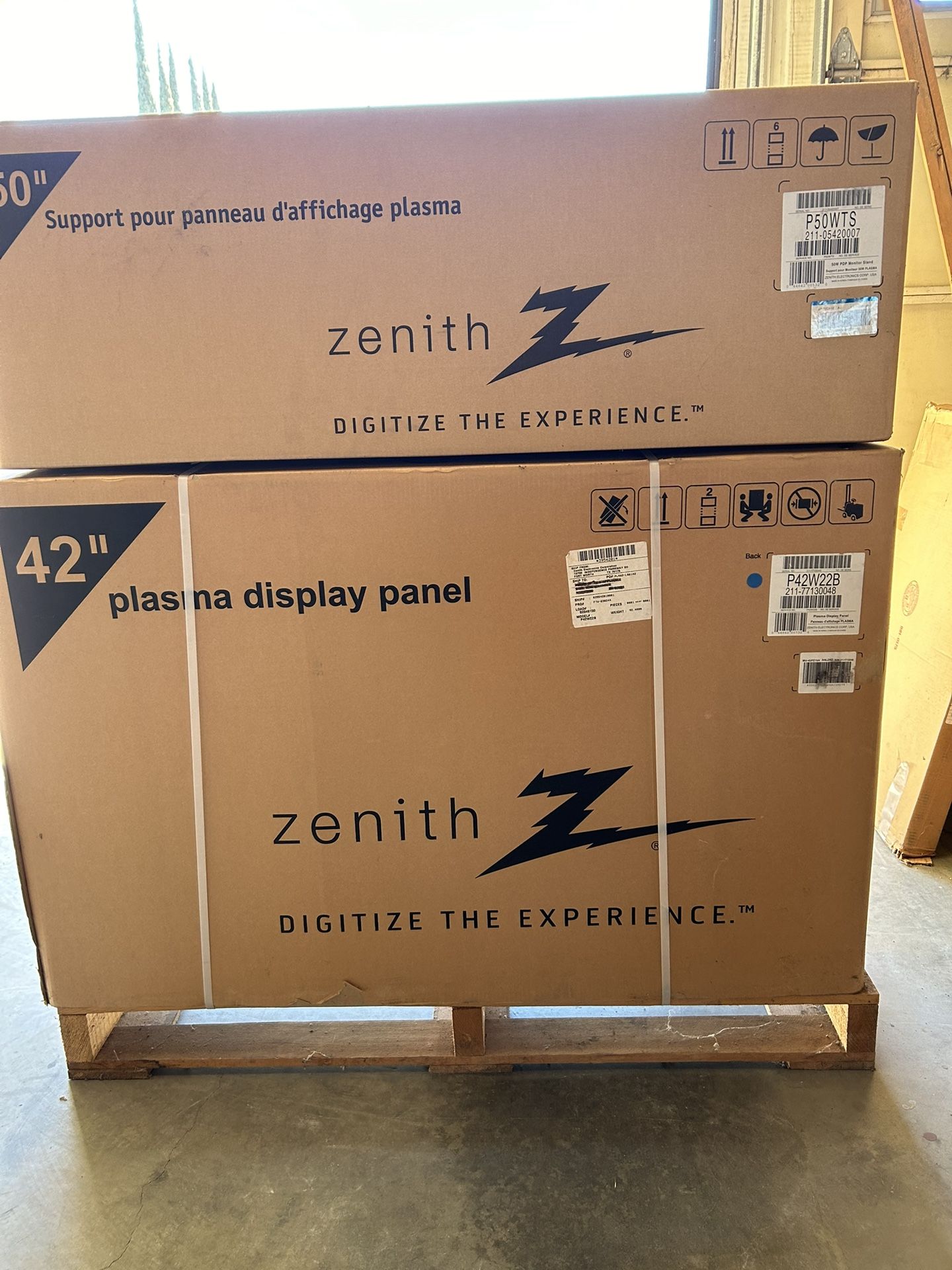 Vintage Zenith 42” Plasma Flat Panel EDTV