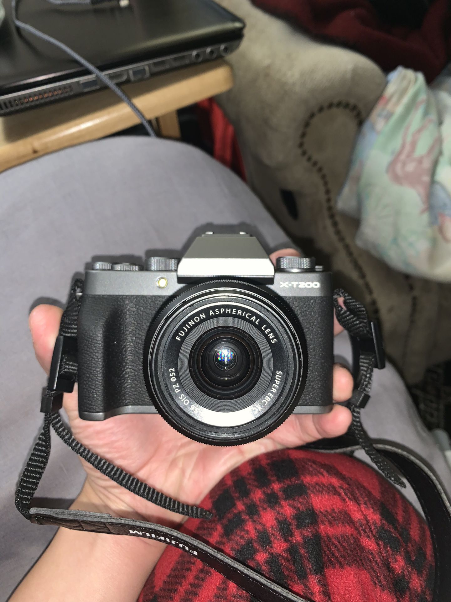 Fujifilm X-T200 Mirrorless Interchangeable-Lens Camera