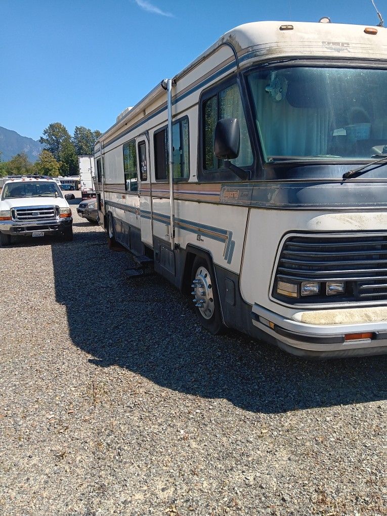 1987 Holiday Rambler 40' Diesel Pusher Motorhome