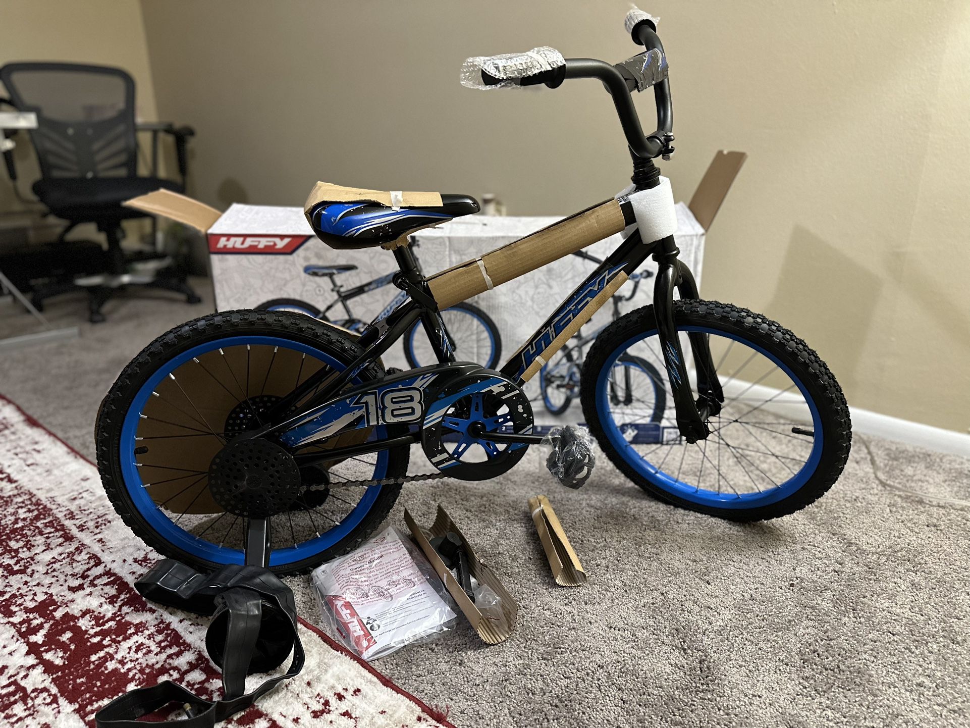 Kids Bike (New/Open Box)
