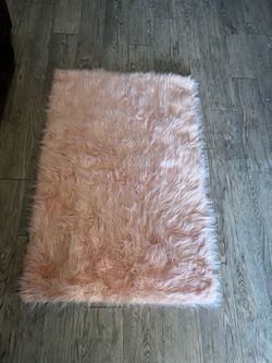 New beautiful pink Rug