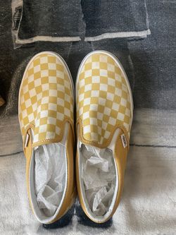 Checkered vans 