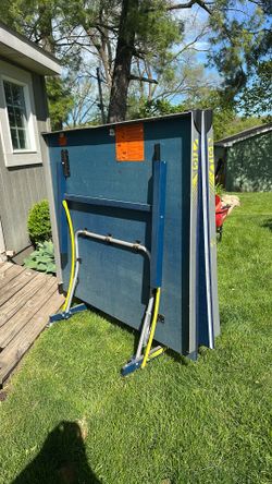 Free Foldable ping pong table