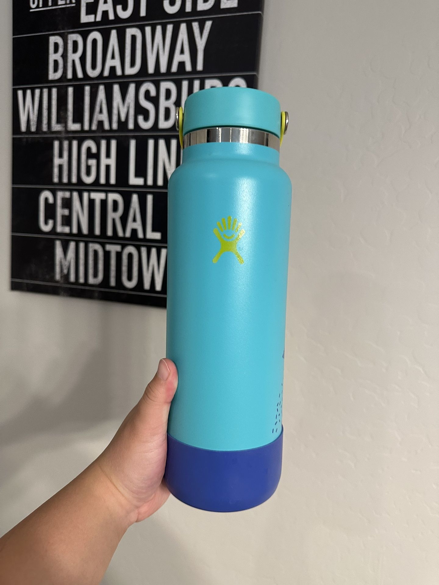 Hydro Flask 40oz Hawaiian Edition